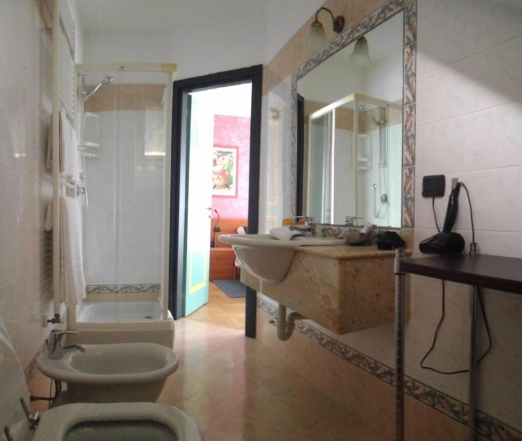 Mini Hotel Wine & Dreams Альба Номер фото
